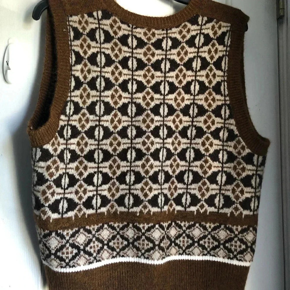 Brown and Cream Patterned Sweater Vest - Picture 2 of 5
